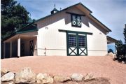 horse-barn-stables-09