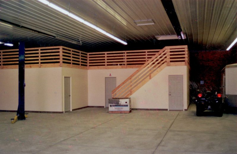 large-shed-construction-interior-04